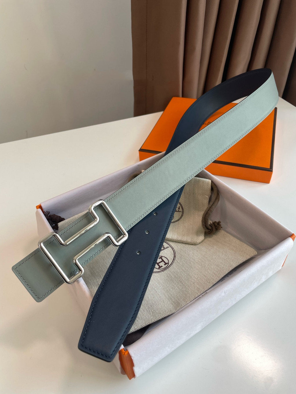 H TONIGHT BELT 38MM SILVER BUCKLE DARK BLUE GREY LEATHER