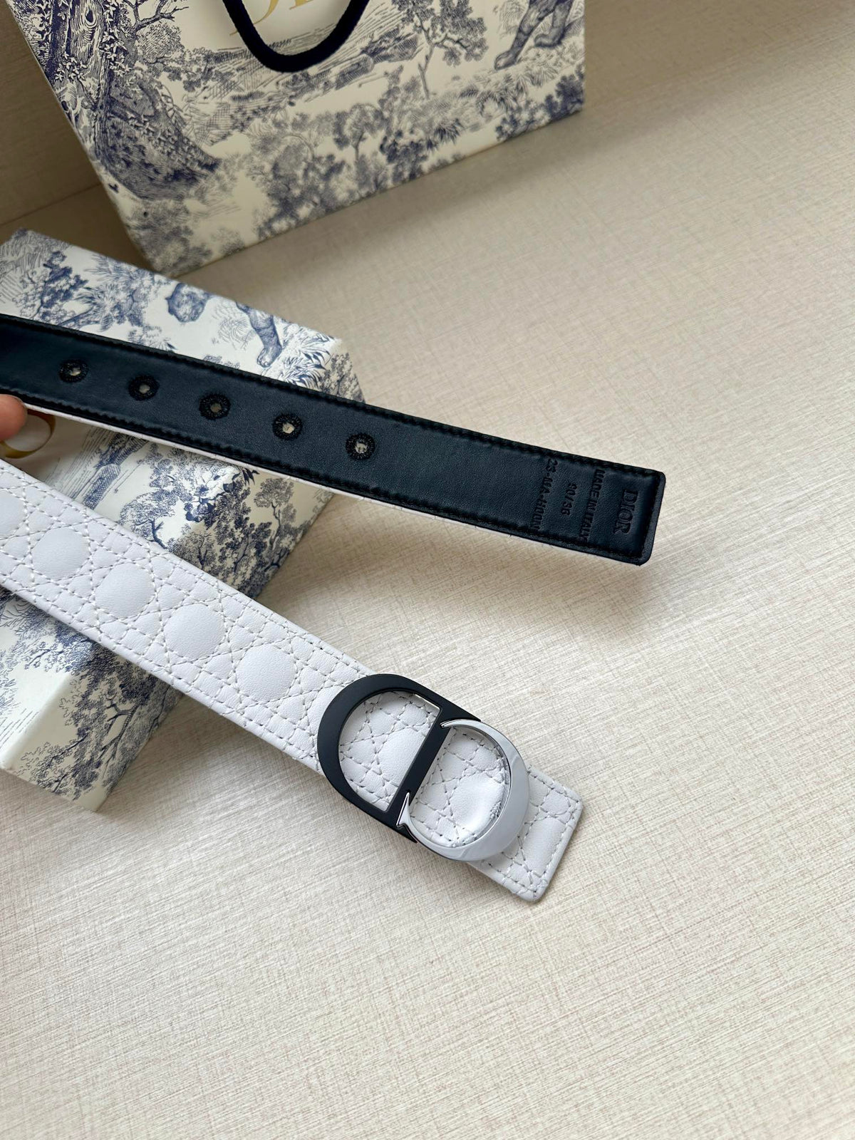 CD Belt 35mm White Black Leather Buckle 593666