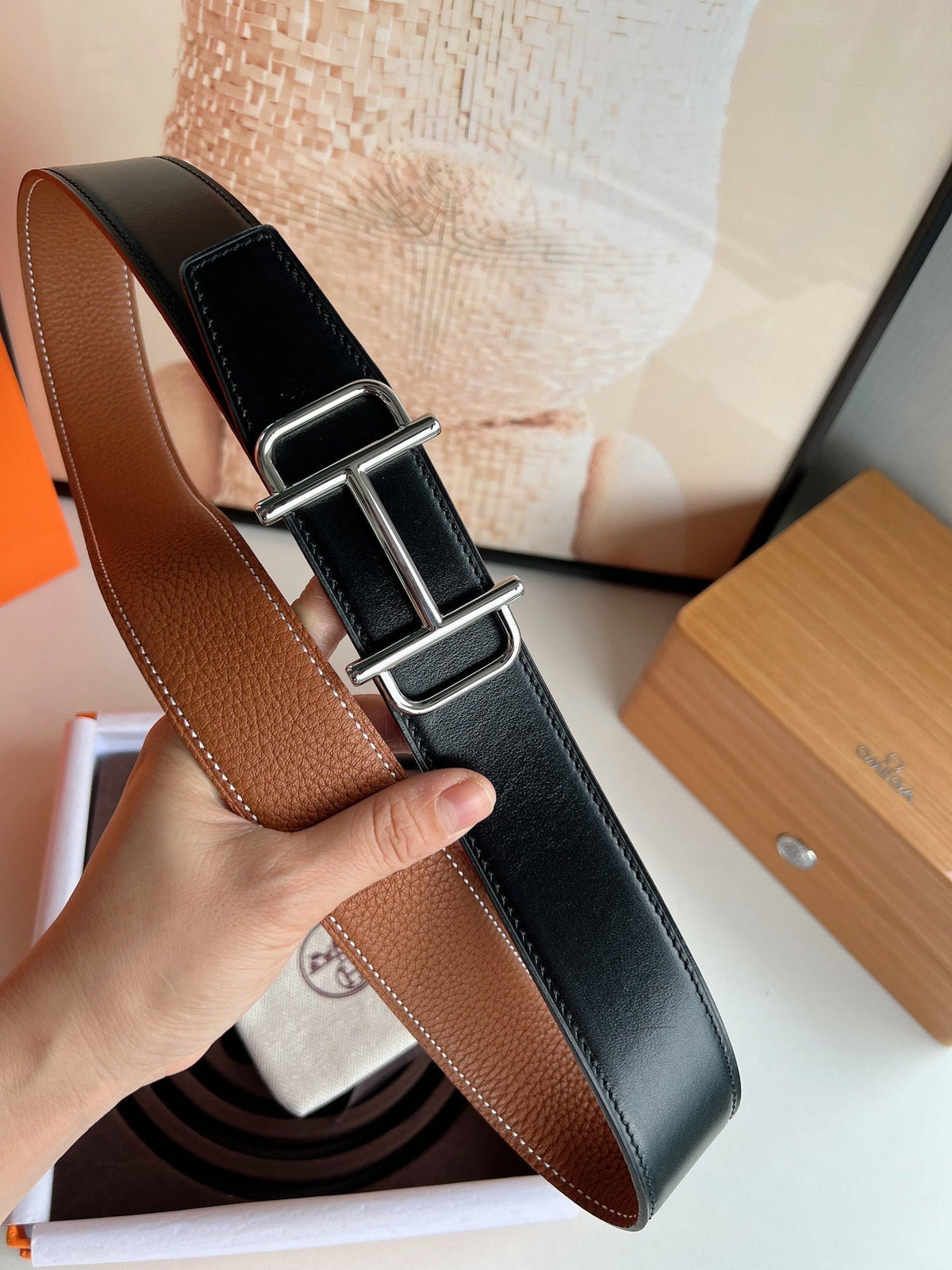 HM ROYAL BELT BUCKLE & REVERSIBLE NOIR AND CIDER ORANGE LEATHER STRAP 32 MM SILVER HARDWARE