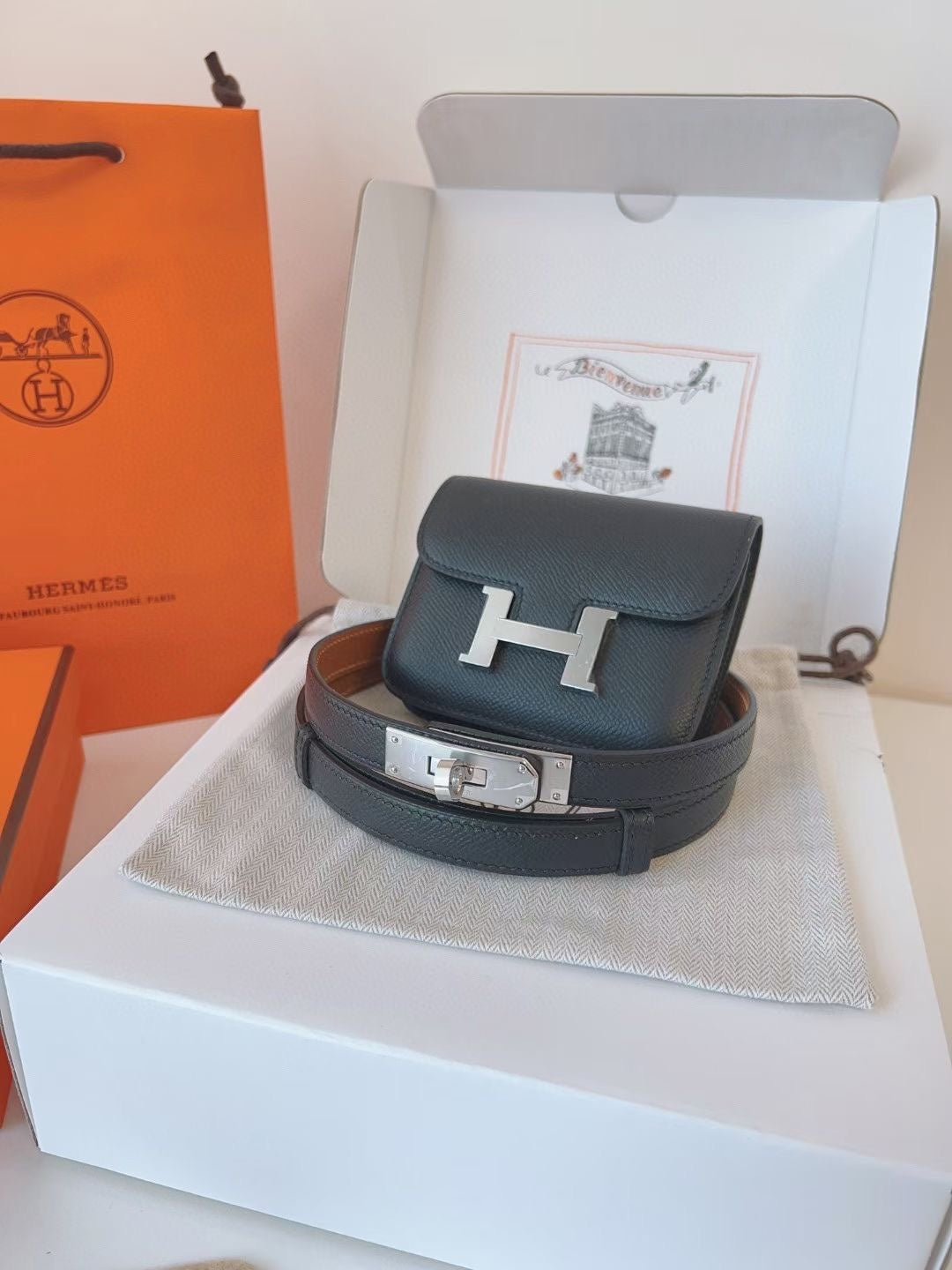 hm kelly belt 18mm with constance slim black epsom silver hardware