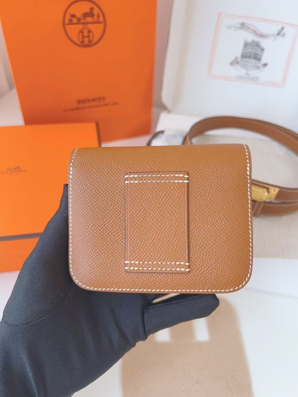 hm kelly belt 18mm with constance slim brown epsom gold hardware