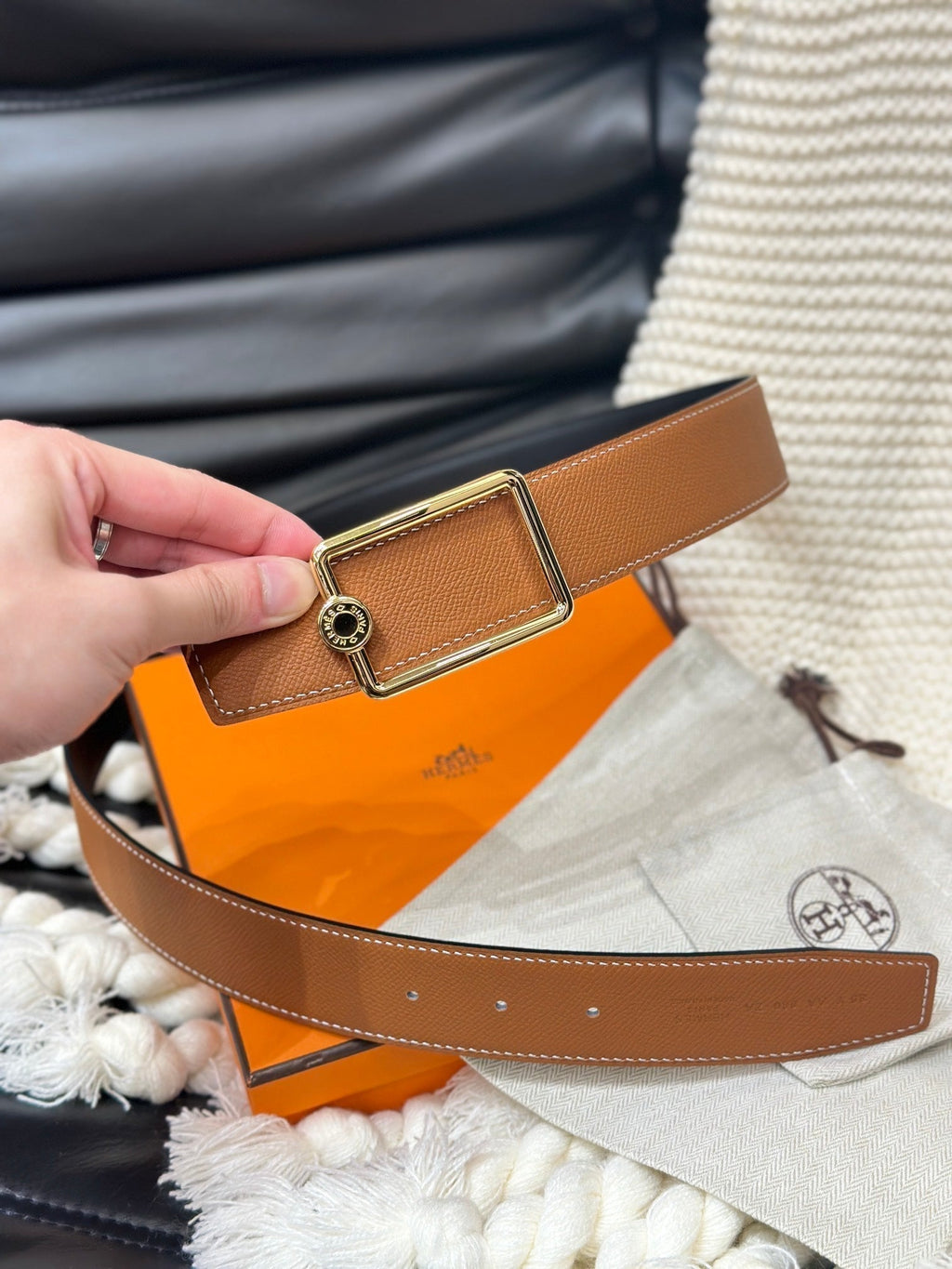 HM OSCAR BELT GOLD BUCKLE & REVERSIBLE GINGER ORANGE LEATHER STRAP 38MM