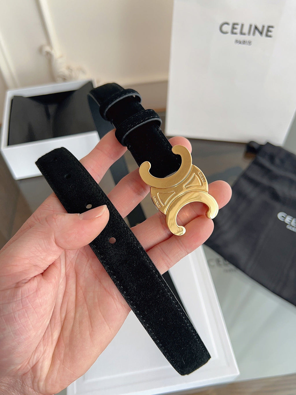 CL Gold 25mm Triomphe Black Suede 616258